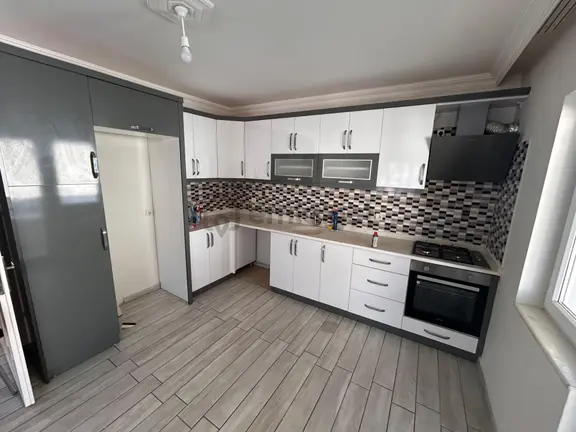 Tuana Emlak'tan Toparlar'da 3+1 Kiralık Daire 1