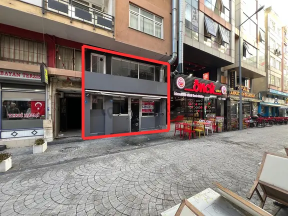 Molla Team'den Merkezi Konumda 160m2 Satılık Dükkan 1