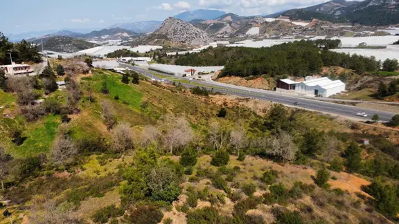 Alanya-gazipaşa Anayoluna Sıfır Konumda Satılık Tarla 2