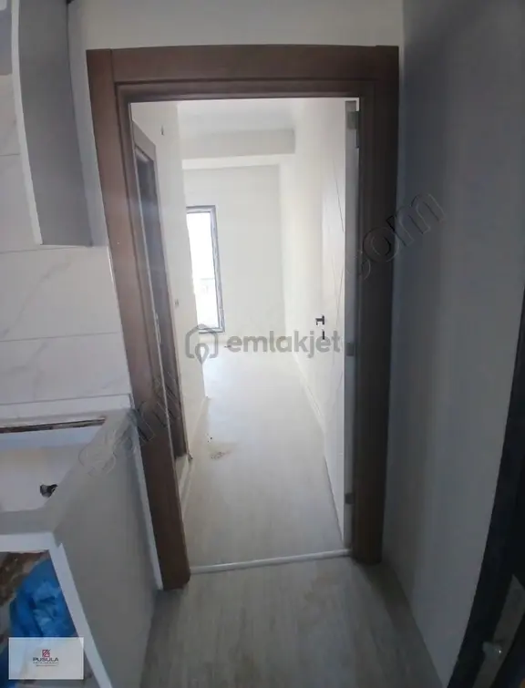 Sütlüce Mahallesinde Yatırımlık 1+1 Satılık Daire 2