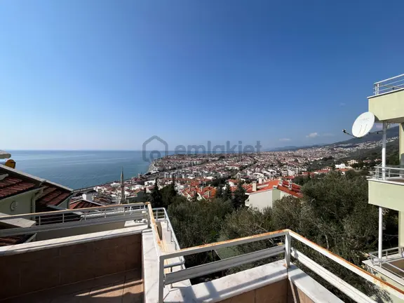 Sezgin Emlaktan Deniz Manzaralı Fırsat Fiyat Satılık 2+1 Villa 1