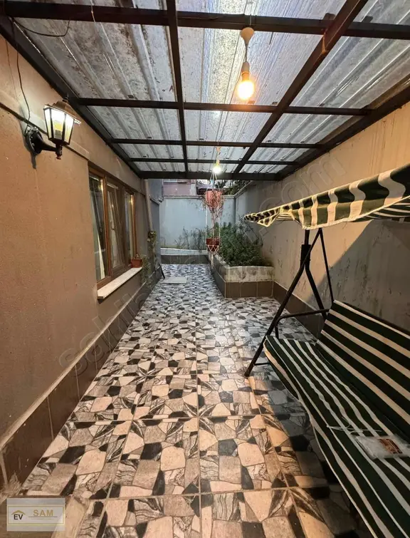 Bahçelievler'de Satılık 2+1 Müstakil Girişli 2