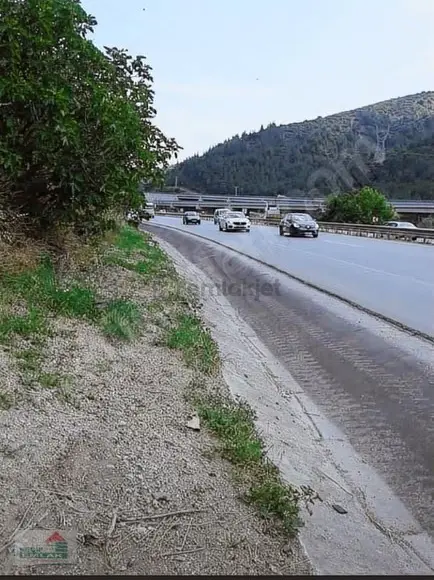 Necip Emlaktan Satılık Anayola Cephe Bahçe 2