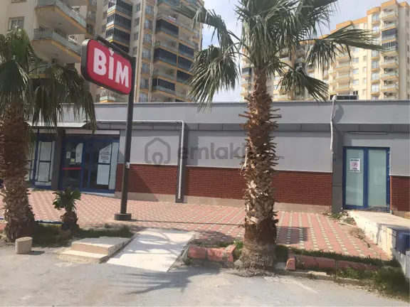 Kale Emlaktan Kızkalesinde Satılık Kiracılı Dükkanlar 2