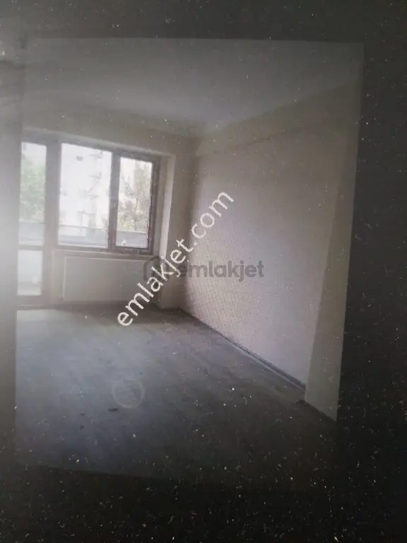 Kütahya Merkez Fatih Mahallesinde Satlık 3+1 Ara Kat Daire 2