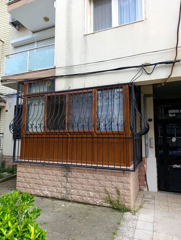 F'altay'da Merkezi Konumda Bakımlı Satılık 3+1 140 M2 Daire! 2