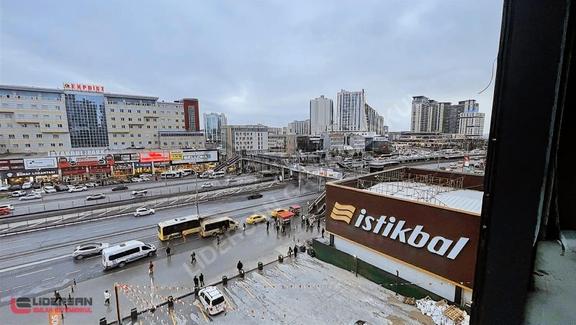 Esenyurt Empire 2'de Kiralık Plaza Ofisi (d100 Cepheli) 2