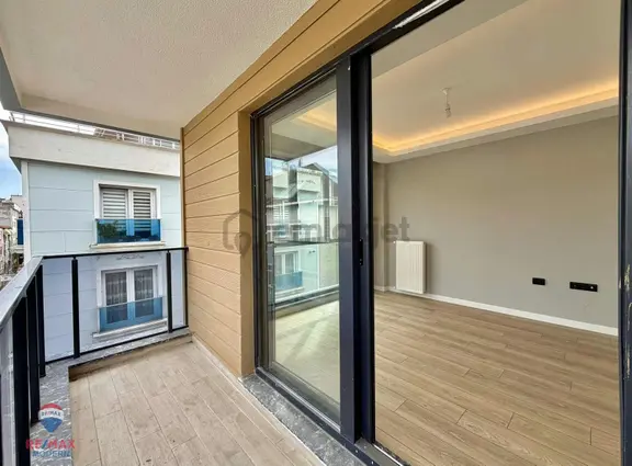 Samsun Merkez En İyi Konumda Satılık Sıfır 1+1 Lüks Geniş Daire 2