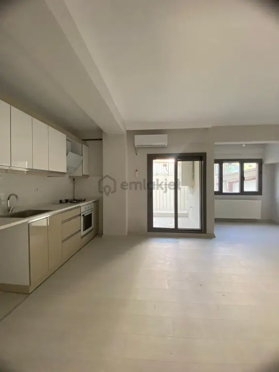 Çiğli De Kiralık 2+1 Sıfır Klimalı Doğalgazlı Asansörlü Lüks Daire 1