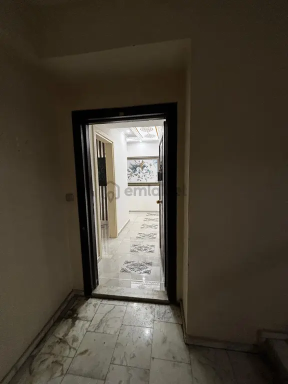 Dost Emlaktan Merkez'de Asansörlü Tadilatlı 2+1 Satılık Daire 2