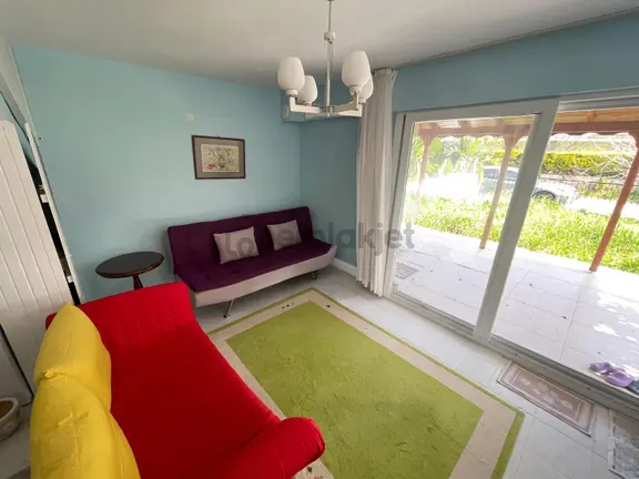 İzmir Çeşme Yalı Mahallesi Atakent Sitesinde Dubleks Villa! 2