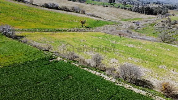 Çanakkale Merkezde Boğaz Manzaralı Yolu Suyu Olan Satılık Arazi 2