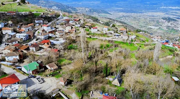 Geyve Ceceler Konut İmarlı 680m2 Resmi Yollu Arsa 2