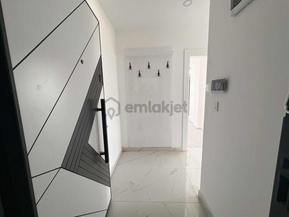 Finike'de Ara Kat 1+1 Satılık Daire 2