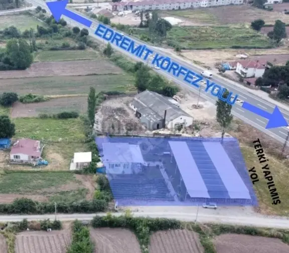 Edremit Körfez Yolunda Satılık Restoran /kır Bahçesi 2