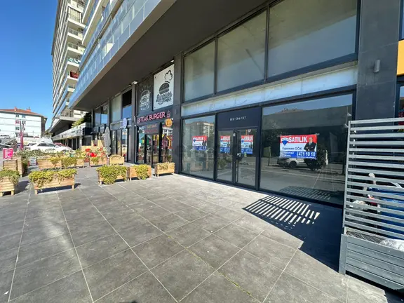 Azur Marmara İçinde Yeşilyurt Caddesi’nde Satılık Dükkan 2