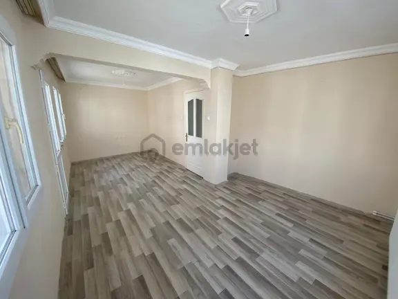 Acill Buca Çamlık Mah.de Uçanyol Yakını 2 Daireli 2 Dükkanlı Komple Satılık Müstakil Bina 2