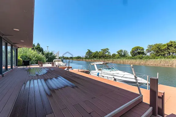 Antalya Kadriye’de Golf Sahasına Yakın Sitede Eşyalı 4+1 Villa 2