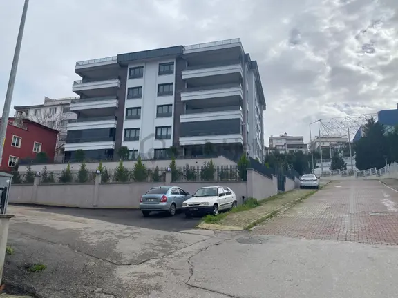 Konak Merkezde Lüx Daireler ... 2