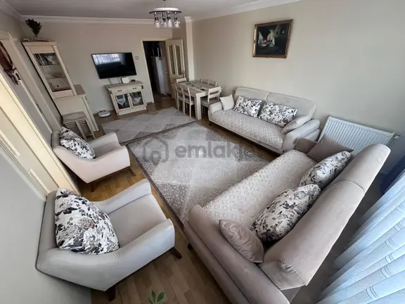 (1212) Keçiören Pınarbaşında Merkezi Konumda Yapılı 3+1 Satılık Daire 2