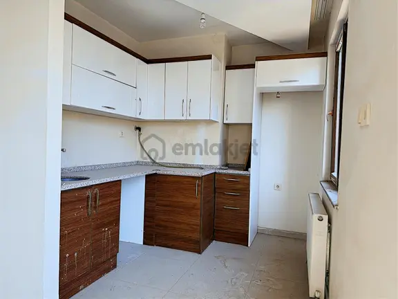 Carşı Merkezde Satılık Dublex 5+1 Daire 2