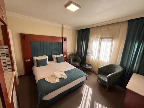 Taksim Merkez’de Ruhsatlı Satılık Otel 1