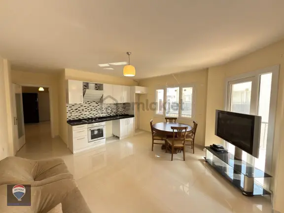 Kuşadası Şehir İçinde Bahçeli Yaşam – Modern-geniş Ters Dubleks 3+1 1