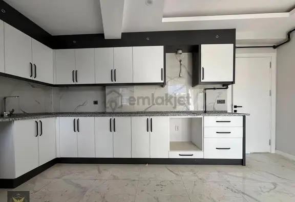 Beylikdüzü Yakuplu Mh.kent Ormanı Manzaralı 2+1 Lüx Dairemiz 1