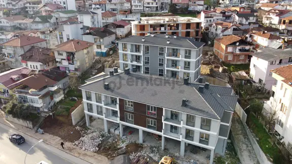 Manzaralı Ebeyvn Banyolu Lüks 2+1 Sıfır Daireler 1