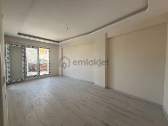 Gümüşpala'da Okul Ve Pazar Yeri Yakını Ara Kat 3+1 Satılık Daire 2