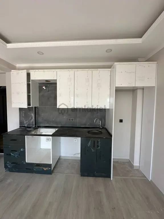 Full Aktiviteli Lüx Site İçerisinde 1+1 Sıfır Daire 2