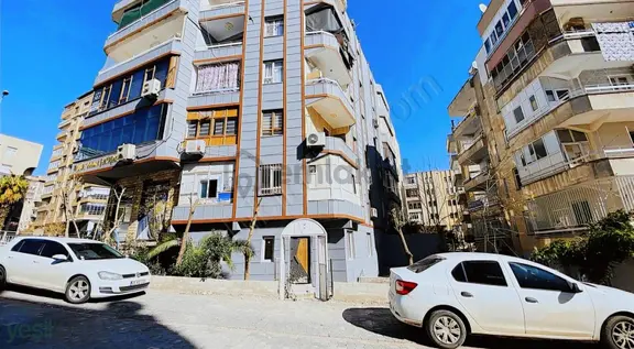 Yeşılloft'tan Satılık 2+1 Ofis 1