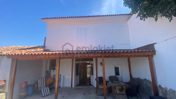 Kuşadası Merkezde 3+1 Fırsat Villa. 2