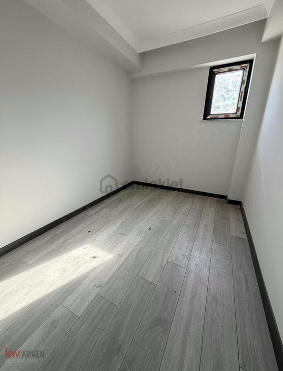 Döngel Mah.satılık İskanlı Geniş Sıfır 5+1 B.dubleksi Daire 2