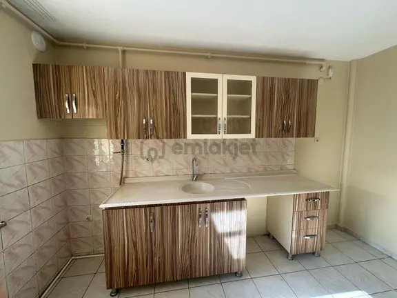 İstiklal Mahallesi Tokide 3+1 Satılık Daire 2