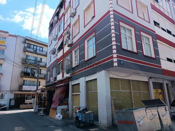 Alaybey İzbana Yakın İster Dükkan İster Depo Olarak Kiralık 20 M2 Dükkan 1