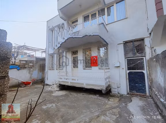 Bahçelievler Mahallesi'nde Satılık 2 Katlı Müstakil Ev 1