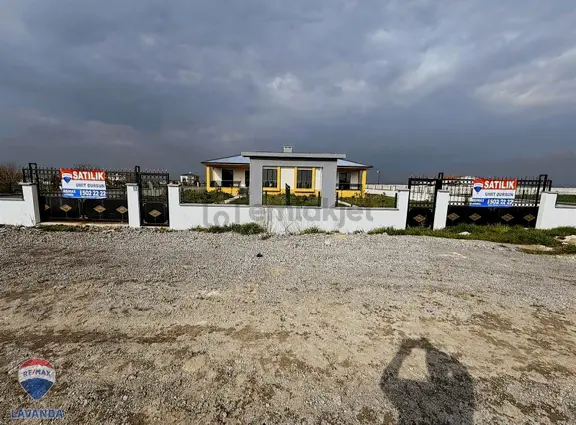 Remax Lavanda'dan Ahımehmette Satılık İkiz Ayrı Tapu Müstakil Ev 1