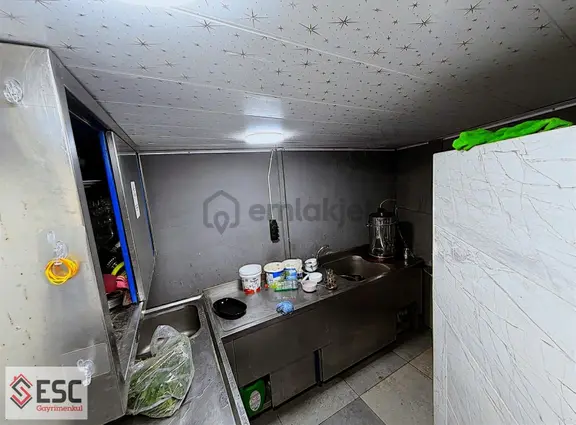 Esc'den Köşebaşı Dört Yol Civarı Devren Satılık Dükkan Esc2374f 2
