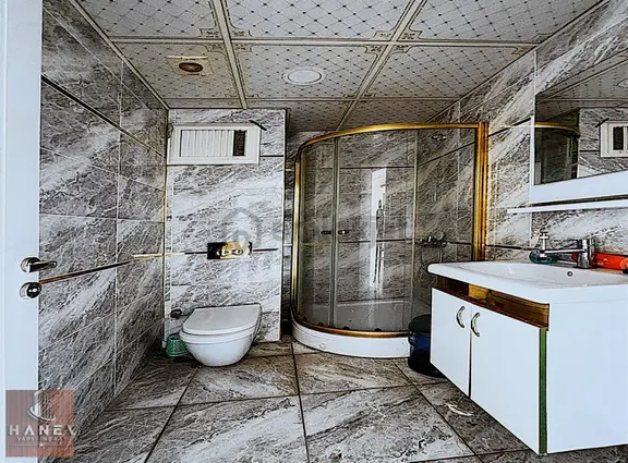 Marmara Park Avm Arkası Ultra Lux Site İçinde 1+1 Satılık Daire 1