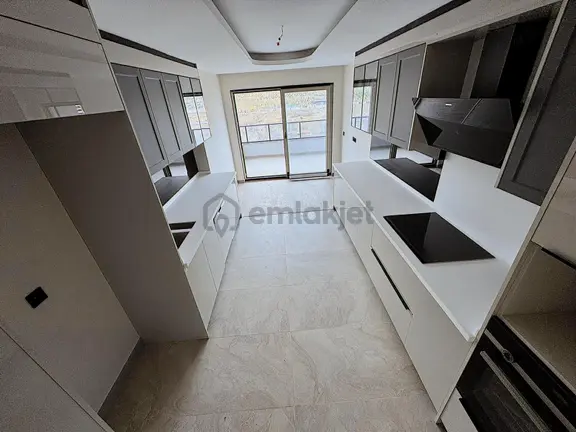 My Elegance Bulvar'da Ultra Lüx Yapılı Sıfır 4+1 Satılık Daire 1