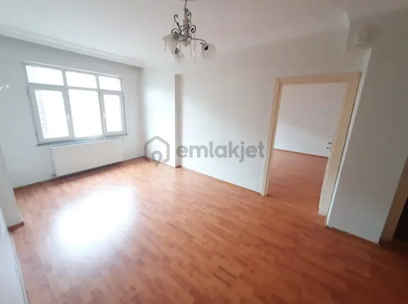 Boş // 3+1 Arakat // İskanlı // Ensar Camiine Yakın 1