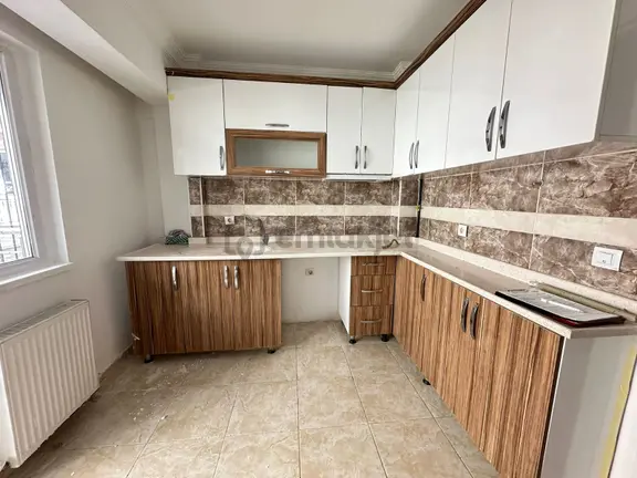 Battalgazi'de 2+1 Asansörlü Giriş Kat Satılık Daire !! 1