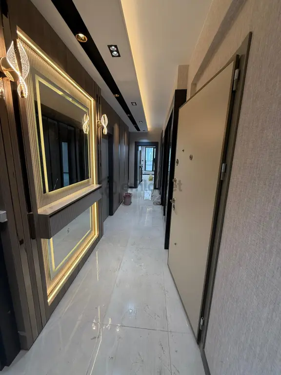 Vatan Emlak'tan Bağlum Karakayada'da Şık Lüks Yapılı Teras Balkonlu Sıfır Orta Kat Satılık Daire 2