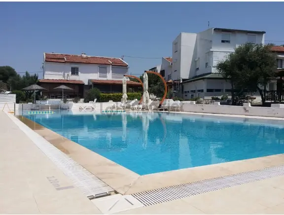 Turyap Çeşme Ilıca Plajına Yakın Şifne'de Havuzlu Müstakil Villa 2