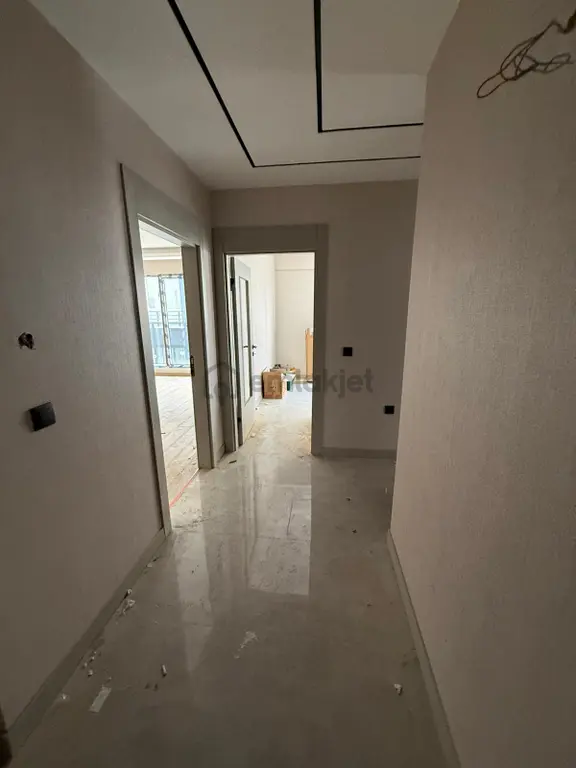 Vatan Emlak'tan Hisar Mahallesi Sıfır Bina İçerisinde Megalüks Yapılı Orta Kat 2+1 Satılık Daire 2