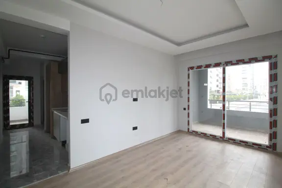 Retro’dan Akdeniz Mah’de Kaliteli İşçilik Modern Tasarım Lüks 2+1 1