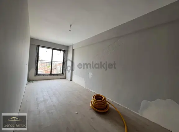 Avar Caddesinde 2+1 Kaliteli Daire 1