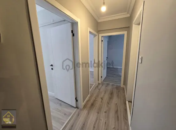 Uğur Mumcu Caddesinde 3+1 Full Yapılı Satlık Daire 2