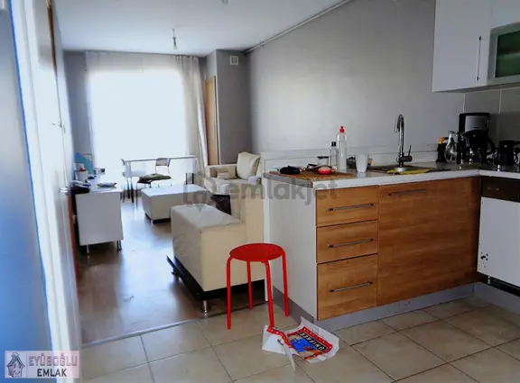 Sancaktepe'de Kent Life Sitesi'nde 1+1 Kombili 3.kat 68 M2 1